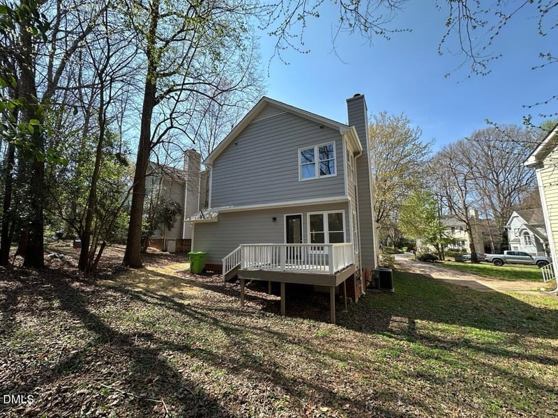 1609 Lethbridge Ct, Raleigh, NC 27606