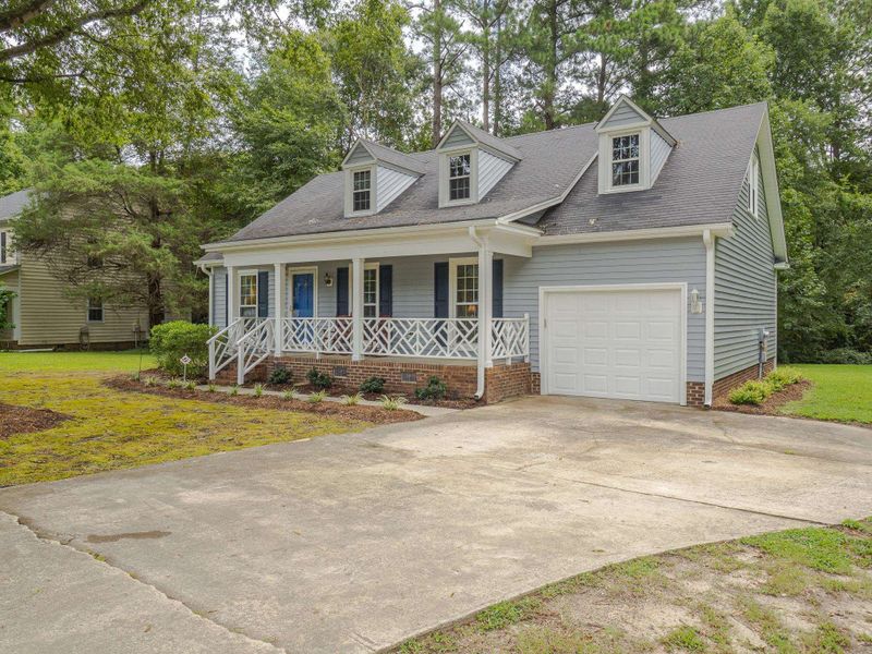 1609 Maybrook Dr, Raleigh, NC 27610