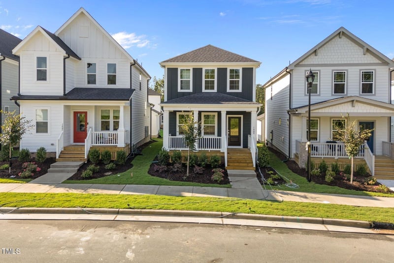 1609 Piney Falls Dr, Wendell, NC 27591