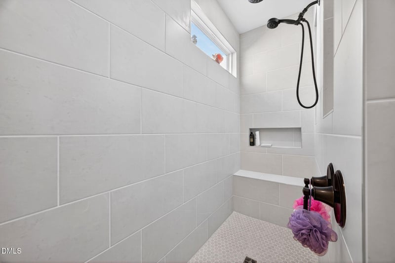 1609 Plover Cir, Fuquay Varina, NC 27526