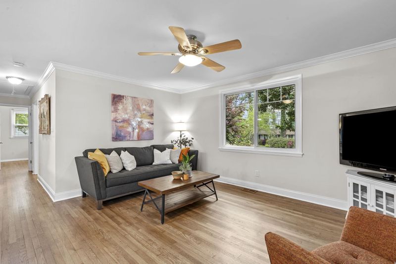 1609 Seminole Trl, Raleigh, NC 27609