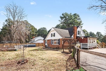 1609 Spring Ln, Sanford, NC 27330