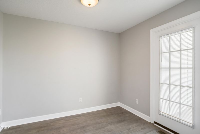 1609 Stroll Cir, Fuquay Varina, NC 27526