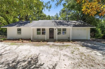 1609 Wendover Dr, Fayetteville, NC 28304