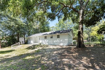 1609 Wendover Dr, Fayetteville, NC 28304
