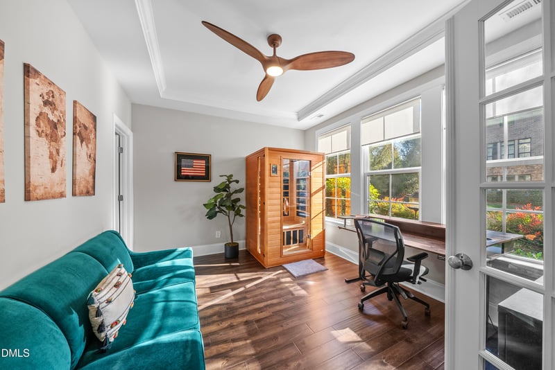 1609 Wooster St, Raleigh, NC 27607