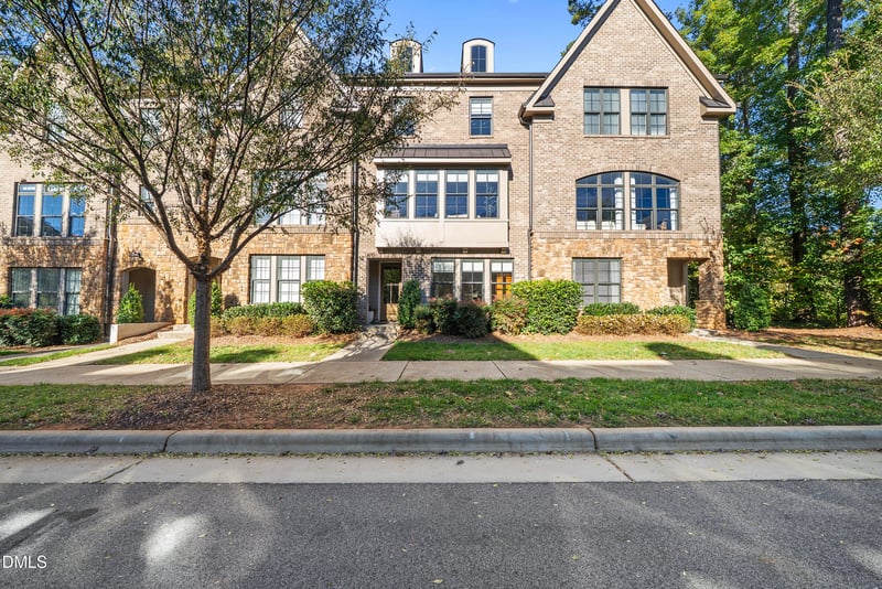 1609 Wooster St, Raleigh, NC 27607