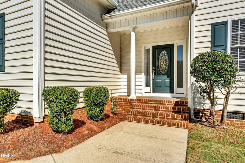 161 Albemarle Dr, Clayton, NC 27527