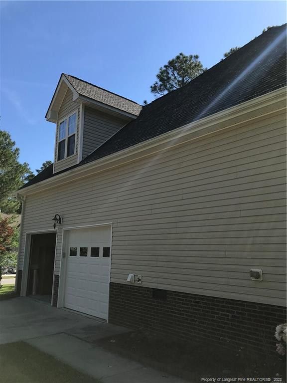 161 Cedar Ln, Sanford, NC 27332