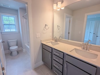 161 Eagle Rock Dr, Lillington, NC 27546