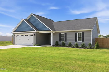 161 Jones Crk Ln, Lillington, NC 27546