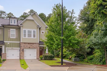 161 Manordale Dr, Chapel Hill, NC 27517