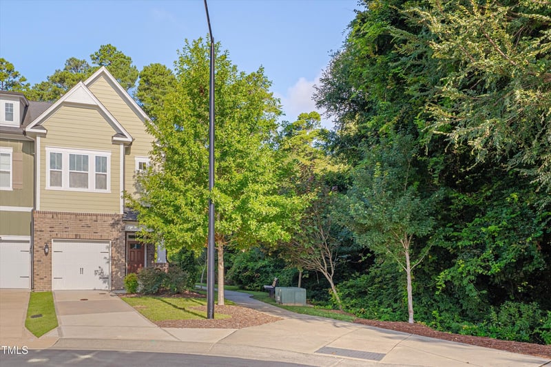 161 Manordale Dr, Chapel Hill, NC 27517