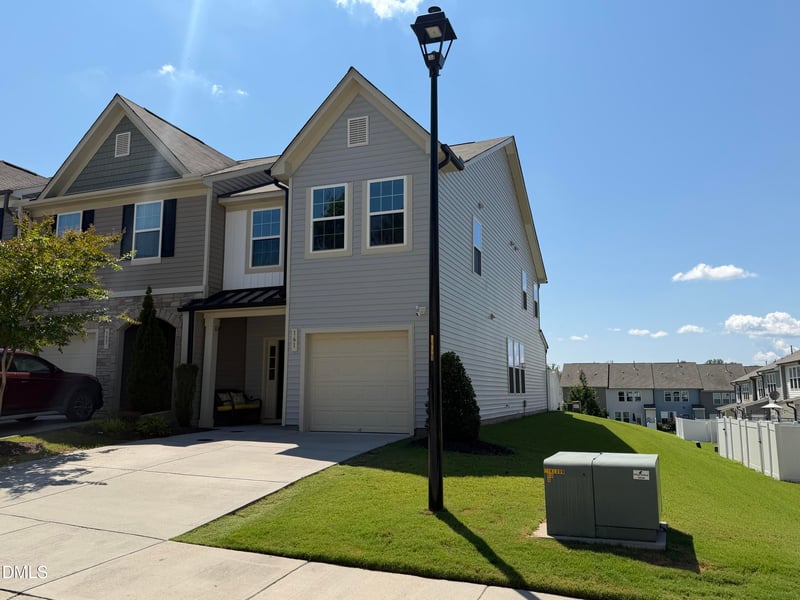 161 E Porthaven Way, Clayton, NC 27527