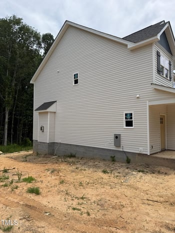 161 Rollins Acres Ln, Lillington, NC 27546