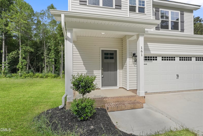 161 Rollins Acres Ln, Lillington, NC 27546