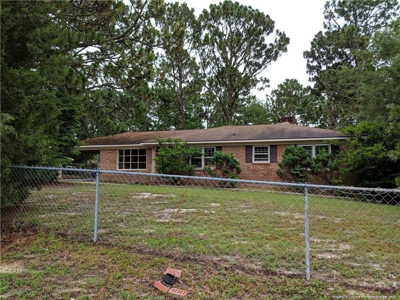 161 Summer Hill Rd, Fayetteville, NC 28303