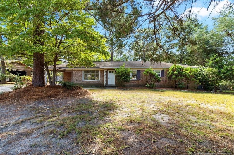 161 Summer Hill Rd, Fayetteville, NC 28303