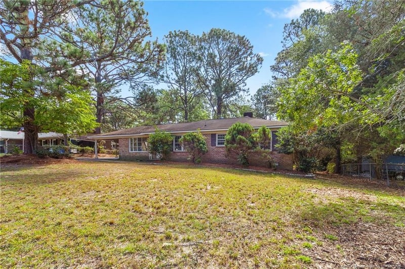 161 Summer Hill Rd, Fayetteville, NC 28303
