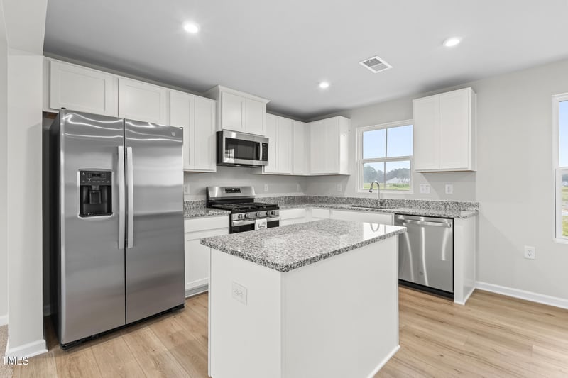 161 Sunny Acres Rd, Raleigh, NC 27603