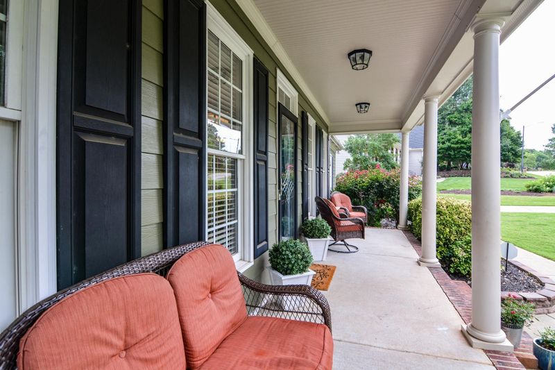 161 Townsend Dr, Clayton, NC 27527