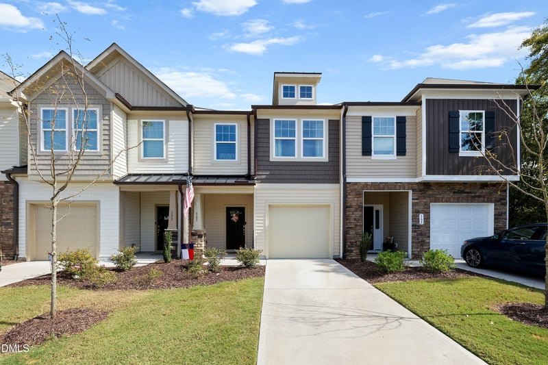 161 Wildflower Cir, Clayton, NC 27520