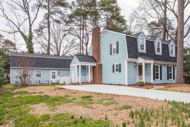 1610 Brooklyn Rd, Apex, NC 27502