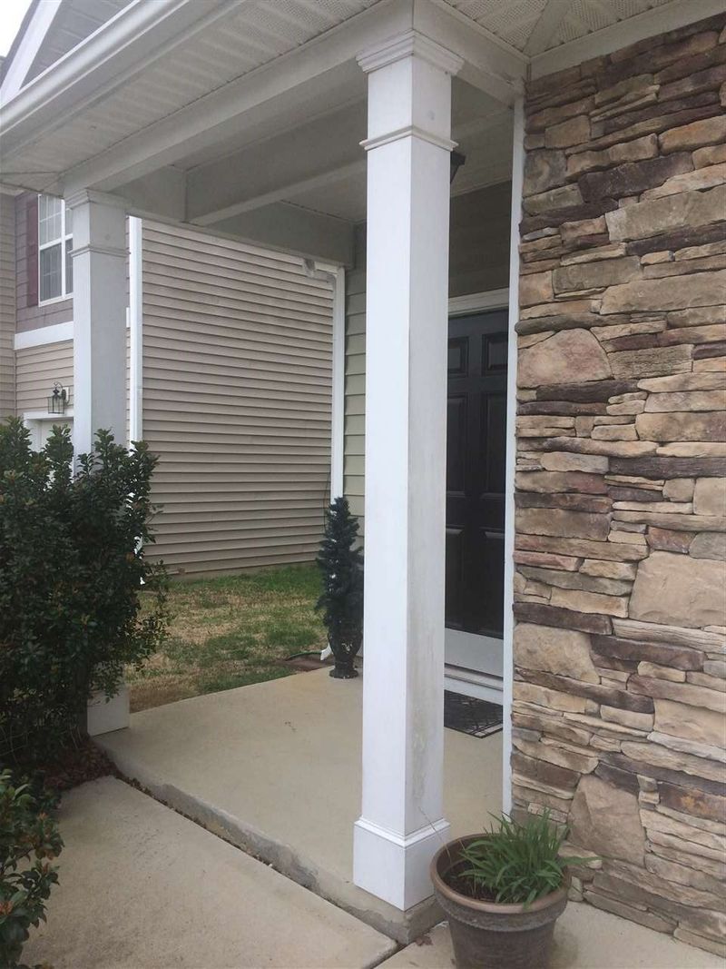 1610 Brownairs Ln, Raleigh, NC 27610