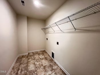 1610 Cary Reserve Dr, Cary, NC 27519