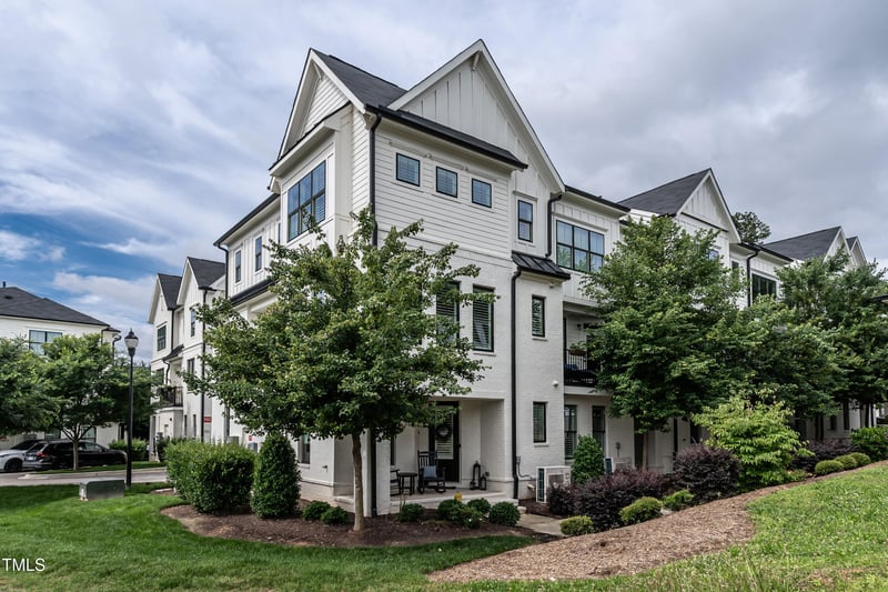 1610 Draper View Loop #101, Raleigh, NC 27608