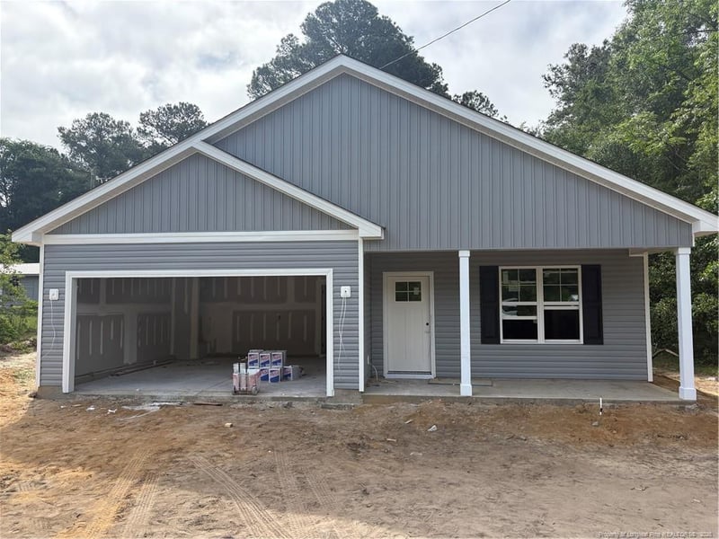 1610 Gardenia Ave, Fayetteville, NC 28311
