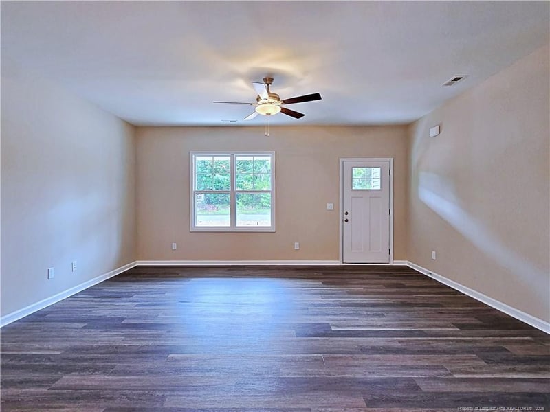 1610 Gardenia Ave, Fayetteville, NC 28311