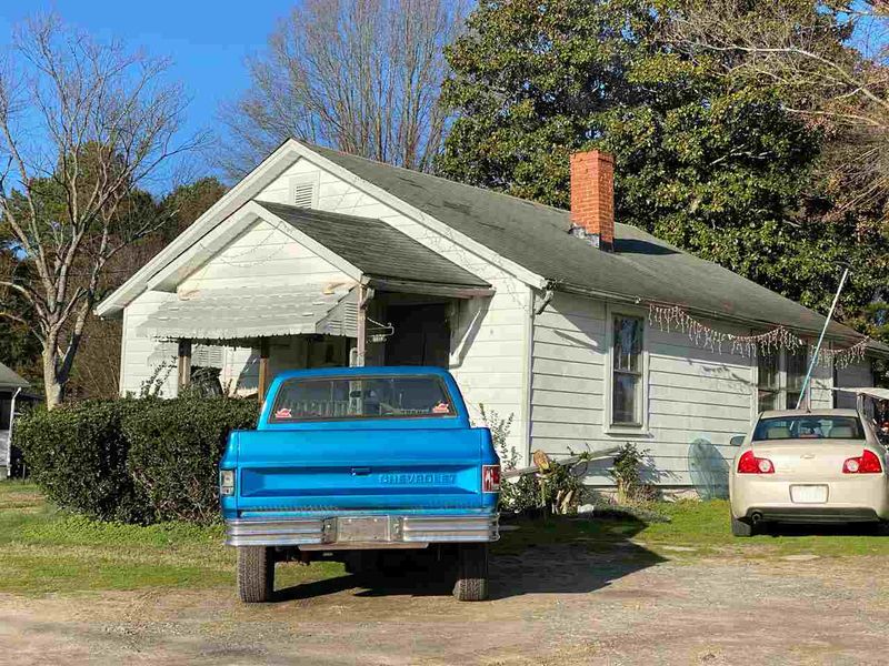 1610 Glenn School Rd, Durham, NC 27704