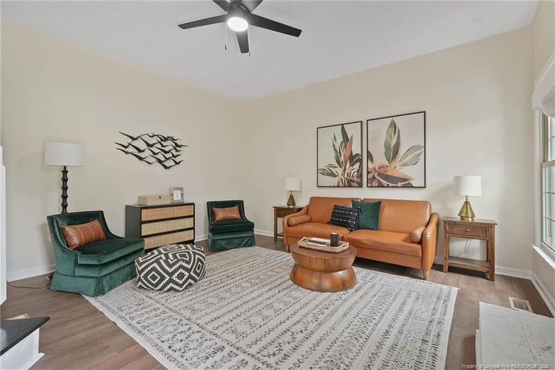 1610 Irwin Cir, Fayetteville, NC 28303
