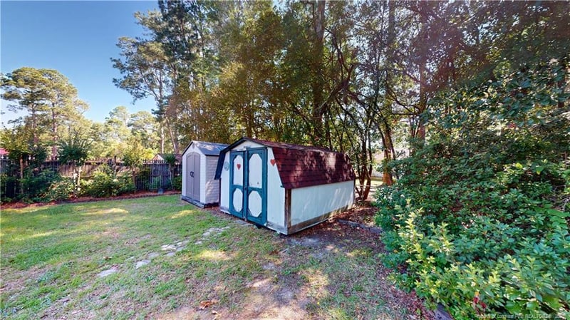 1610 Morehead Ave, Fayetteville, NC 28303
