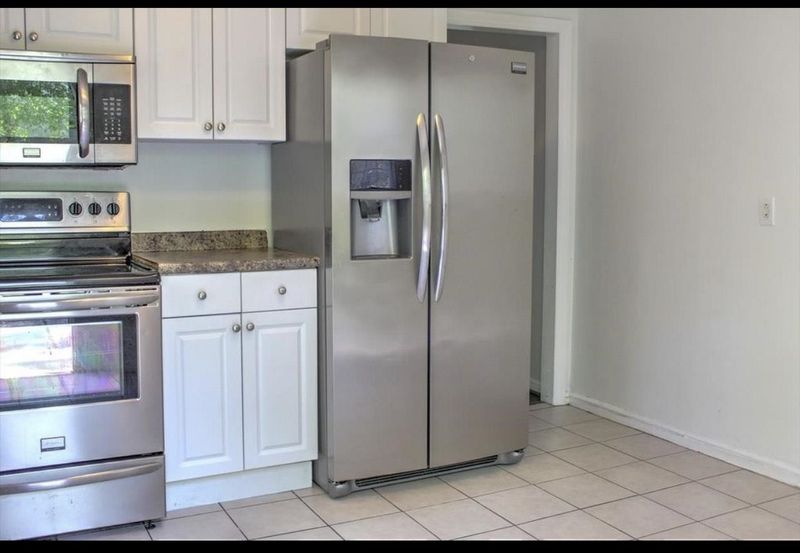 1610 Nixon Dr, Durham, NC 27707