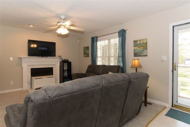 1610 Rock Pillar Rd, Clayton, NC 27520