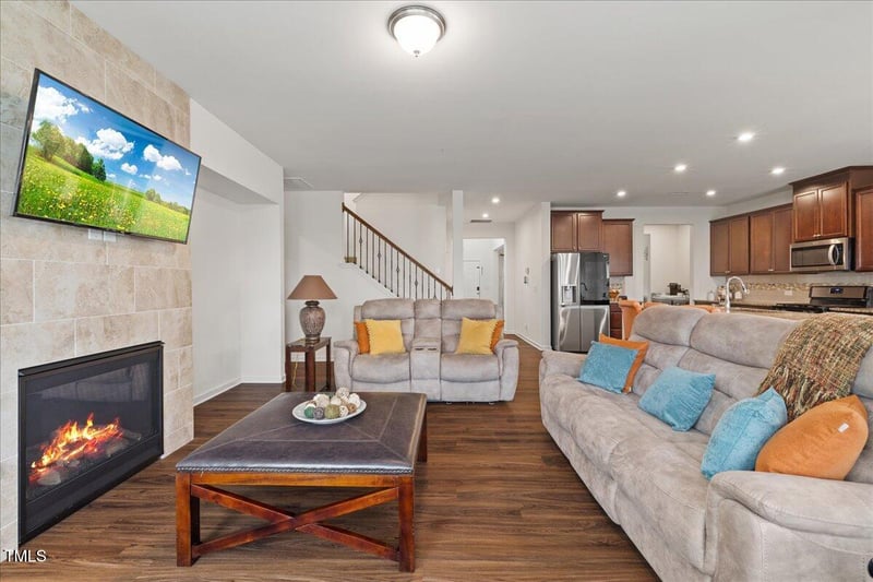 1610 Stone Rd, Durham, NC 27703