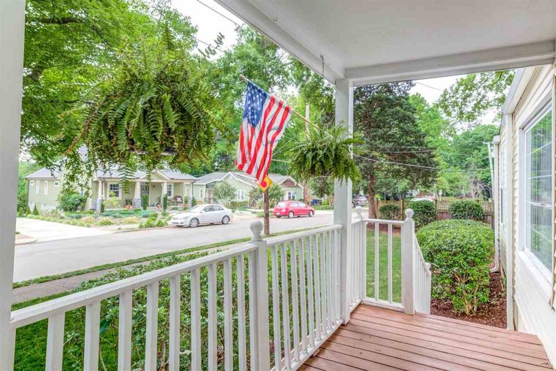 1611 Bickett Blvd, Raleigh, NC 27608