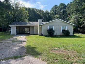 1611 Blue Spring Rd, Fayetteville, NC 28304