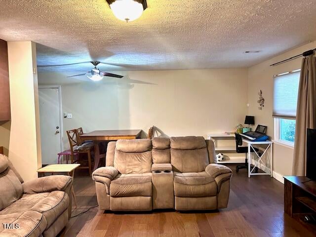 1611 Blue Spring Rd, Fayetteville, NC 28304