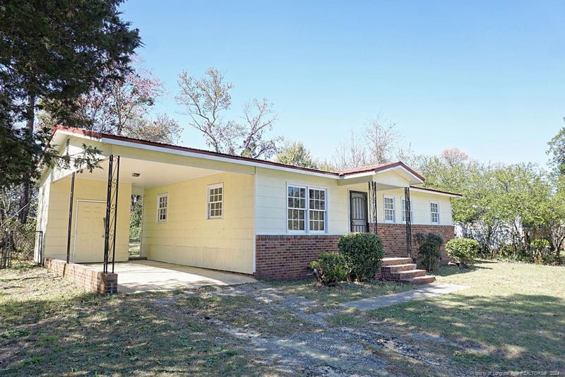 1611 Gardenia Ave, Fayetteville, NC 28311