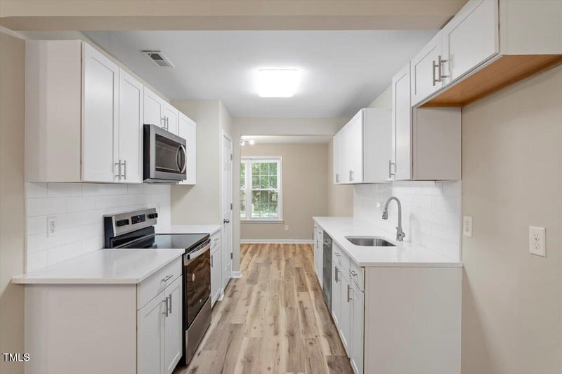 1611 Poole Rd, Raleigh, NC 27610