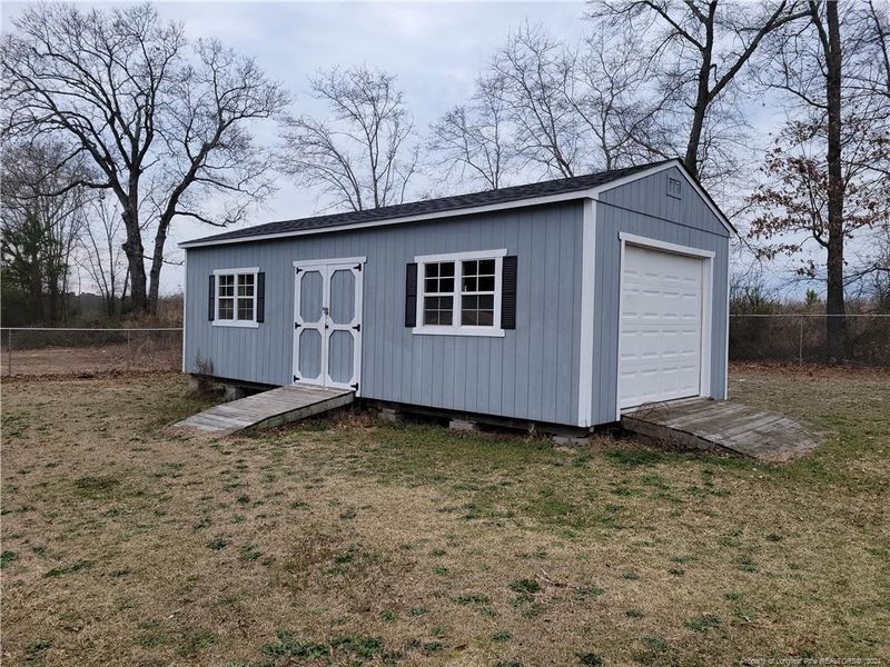 1611 Union Grove Church Rd, Dunn, NC 28334