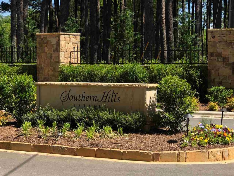 1612 Estate Valley Ln, Raleigh, NC 27613