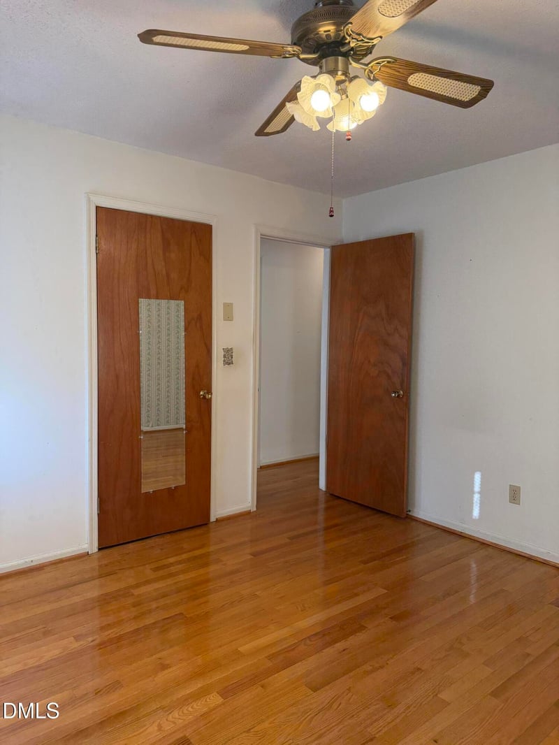 1612 Fairground Rd, Dunn, NC 28334