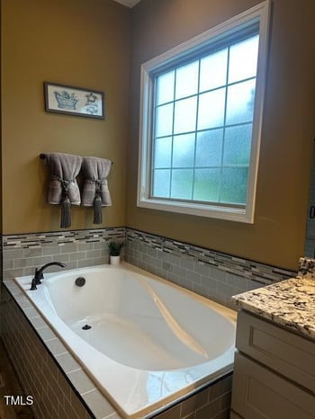 1612 Font Hills Ln, Knightdale, NC 27545