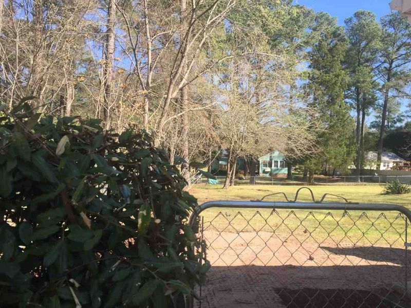 1612 Forest Rd, Wake Forest, NC 27587