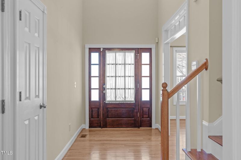 1612 Grappenhall Dr, Apex, NC 27502