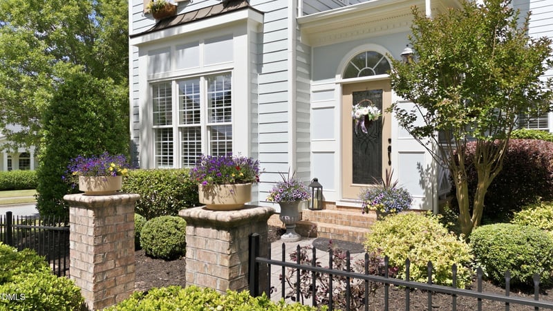 1612 Green Oaks Pw, Holly Springs, NC 27540